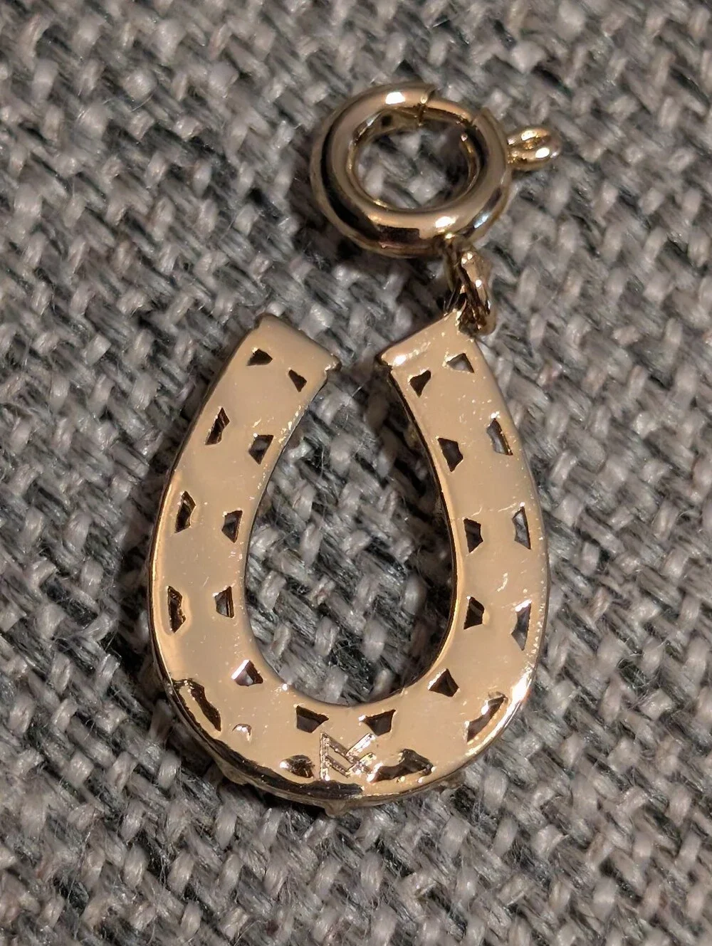 Miranda Frye - Horseshoe Pendant - NEW - Picture 3 of 7
